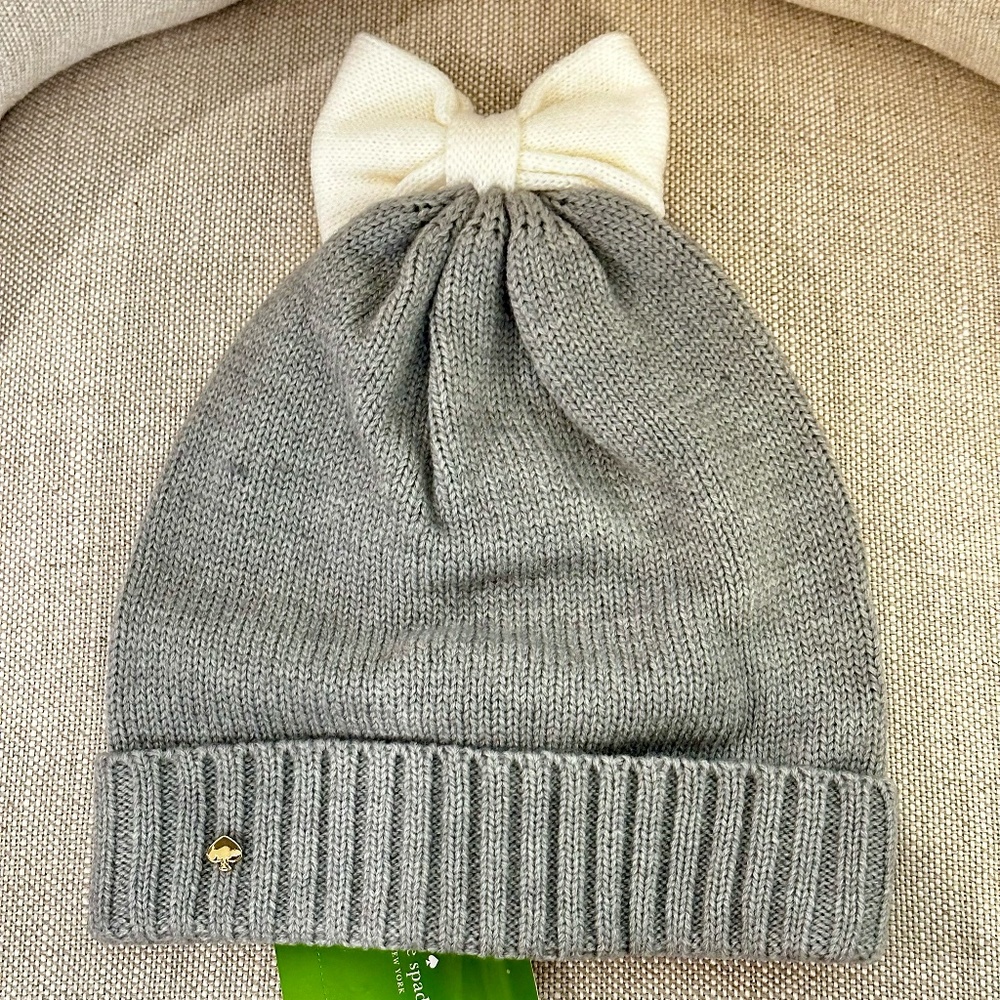 NWT NEW Kate Spade Winter Knit Hat Colorblock Bow Beanie Gray White Bow One Size